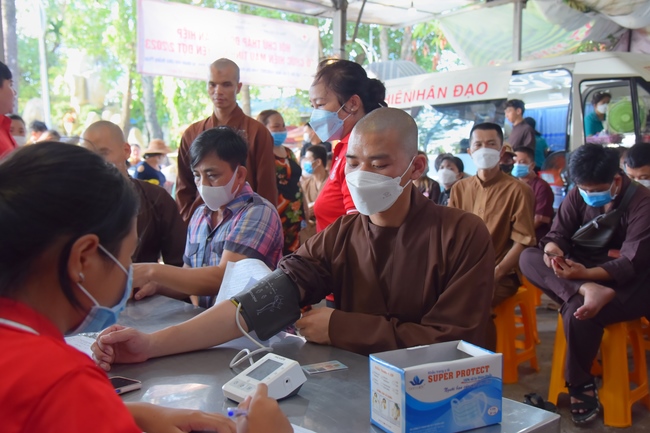 Humanitarian Blood Donation