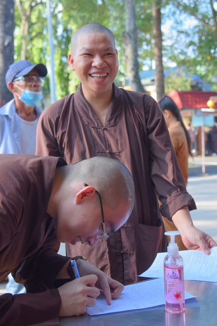 Humanitarian Blood Donation