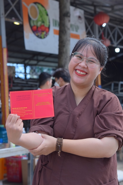 Humanitarian Blood Donation