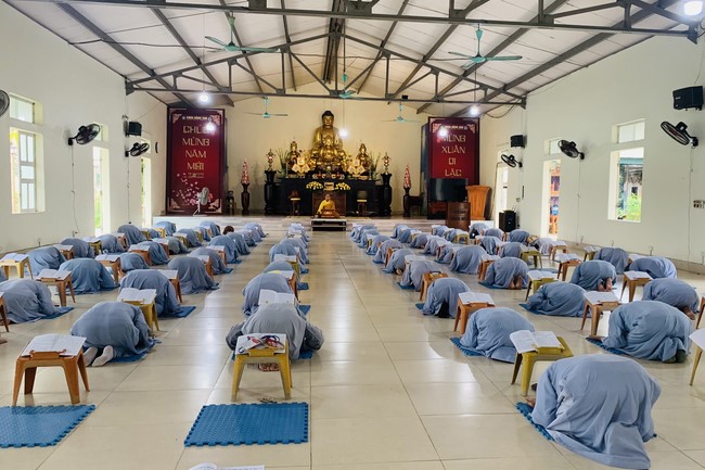 One - Day Retreat at Dong Cao pagoda,  Thanh Hoa
