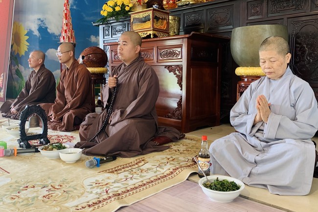 One - Day Retreat at Dong Cao pagoda,  Thanh Hoa