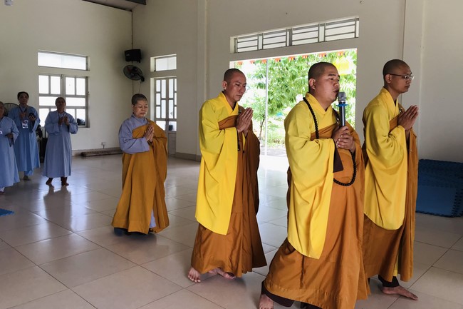 One - Day Retreat at Dong Cao pagoda,  Thanh Hoa