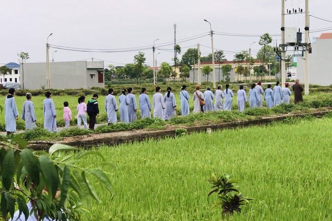 One - Day Retreat at Dong Cao pagoda,  Thanh Hoa