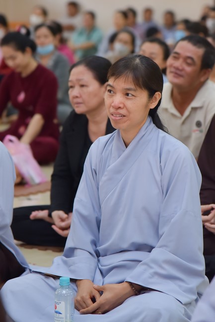 Dharma talk Is practice easy or difficult in the 2nd day practice