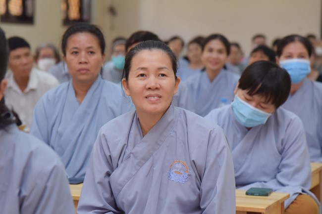 Dharma talk Is practice easy or difficult in the 2nd day practice