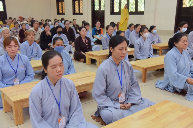 Dharma talk Is practice easy or difficult in the 2nd day practice