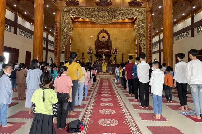 Chùa Giai Lam - Hà Tĩnh: Khoá tu “Tuổi trẻ hướng Phật”