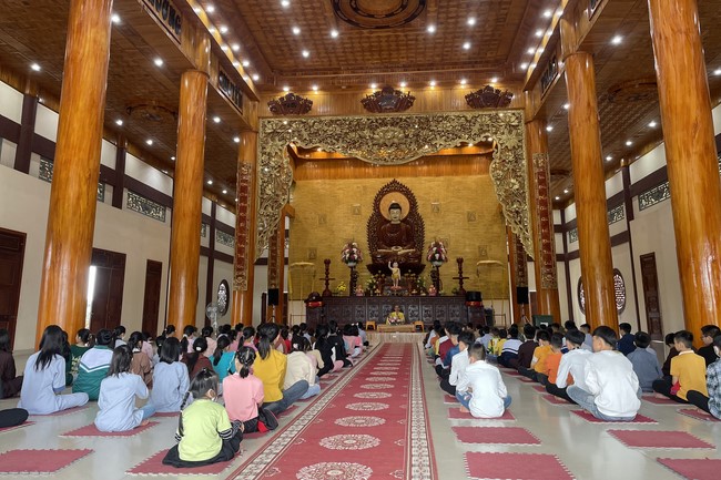 Chùa Giai Lam - Hà Tĩnh: Khoá tu “Tuổi trẻ hướng Phật”