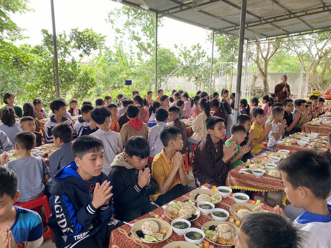 Chùa Giai Lam - Hà Tĩnh: Khoá tu “Tuổi trẻ hướng Phật”