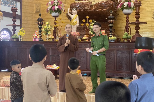 Chùa Giai Lam - Hà Tĩnh: Khoá tu “Tuổi trẻ hướng Phật”