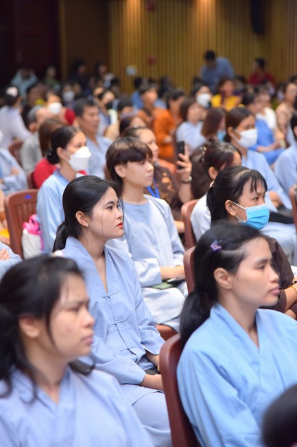 Performance night to celebrate Buddha's Birthday