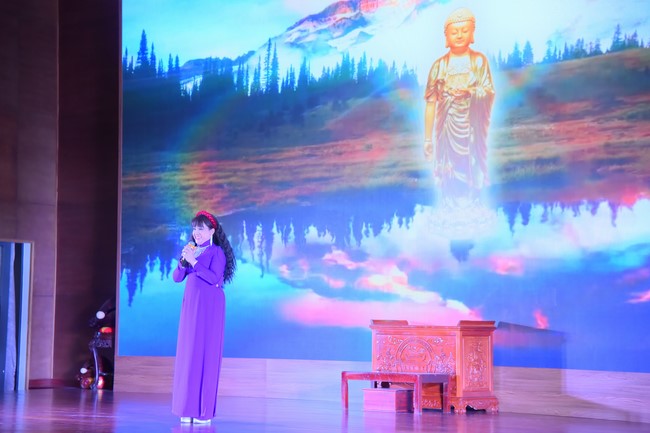 Performance night to celebrate Buddha's Birthday