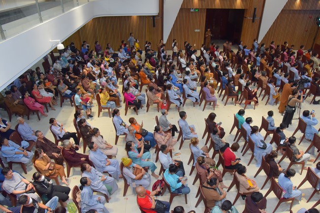 Performance night to celebrate Buddha's Birthday