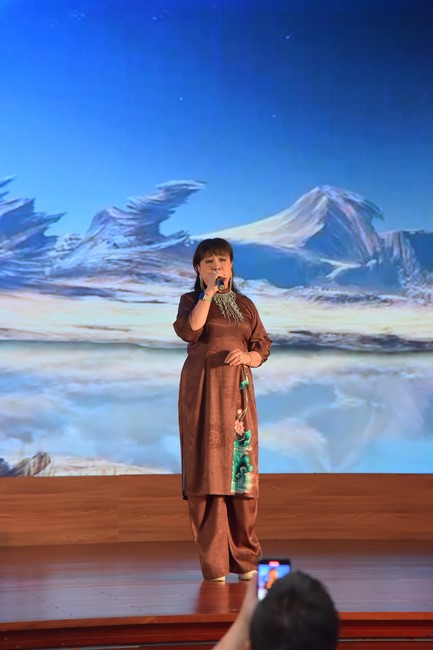 Performance night to celebrate Buddha's Birthday