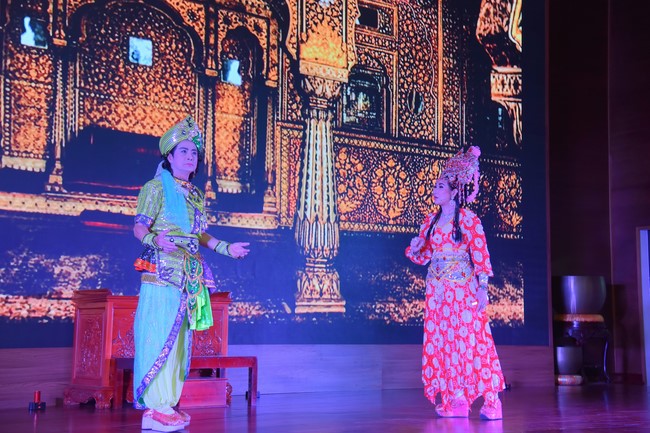 Performance night to celebrate Buddha's Birthday