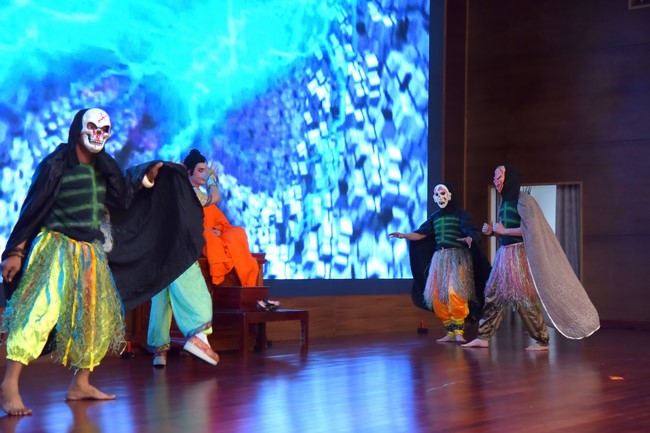 Performance night to celebrate Buddha's Birthday