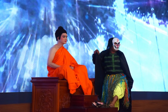 Performance night to celebrate Buddha's Birthday