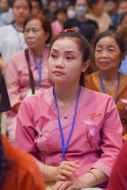 Performance night to celebrate Buddha's Birthday