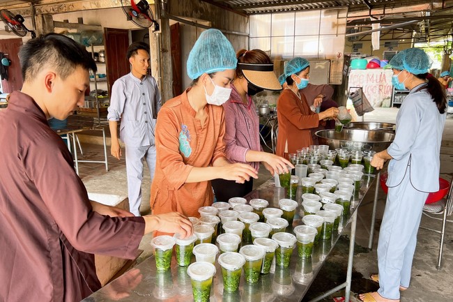 One - Day Retreat toward to The Buddha Birthday at Dong Cao pagoda in Thanh Hoa