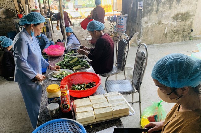 One - Day Retreat toward to The Buddha Birthday at Dong Cao pagoda in Thanh Hoa