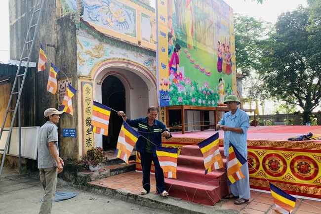 One - Day Retreat toward to The Buddha Birthday at Dong Cao pagoda in Thanh Hoa