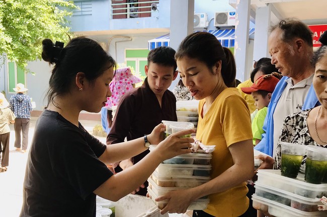 One - Day Retreat toward to The Buddha Birthday at Dong Cao pagoda in Thanh Hoa