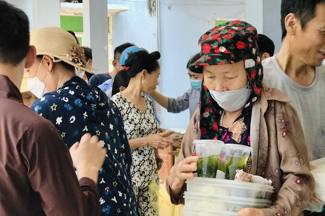 One - Day Retreat toward to The Buddha Birthday at Dong Cao pagoda in Thanh Hoa