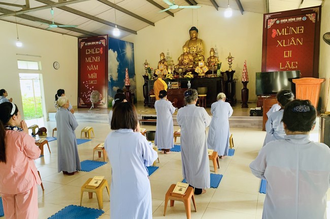 One - Day Retreat toward to The Buddha Birthday at Dong Cao pagoda in Thanh Hoa