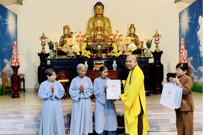 One - Day Retreat toward to The Buddha Birthday at Dong Cao pagoda in Thanh Hoa