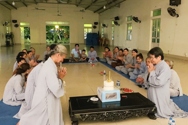 One - Day Retreat toward to The Buddha Birthday at Dong Cao pagoda in Thanh Hoa
