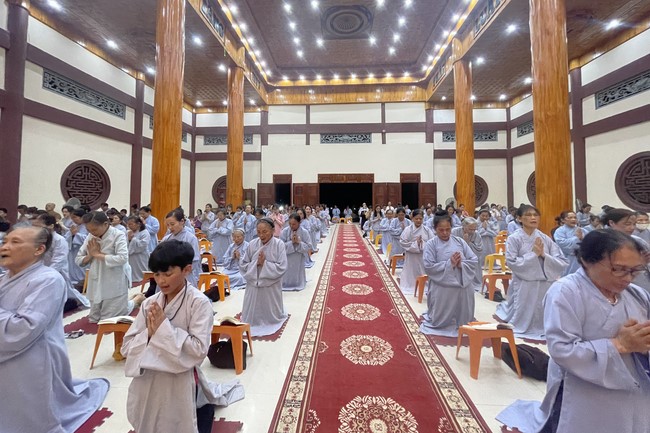 Repentance ceremony on March 29th, Year of the Cat at Giai Lam Temple – Ha Tinh