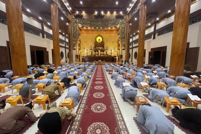 Repentance ceremony on March 29th, Year of the Cat at Giai Lam Temple – Ha Tinh