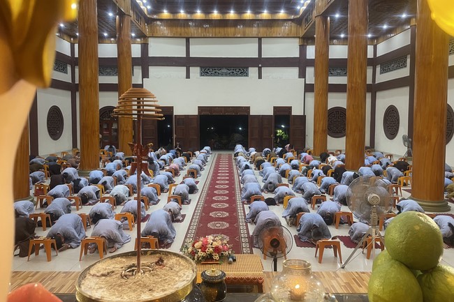 Repentance ceremony on March 29th, Year of the Cat at Giai Lam Temple – Ha Tinh