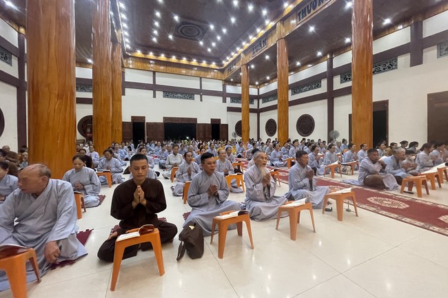 Repentance ceremony on March 29th, Year of the Cat at Giai Lam Temple – Ha Tinh