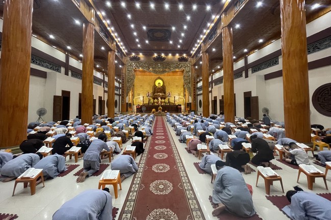 Repentance ceremony on March 29th, Year of the Cat at Giai Lam Temple – Ha Tinh