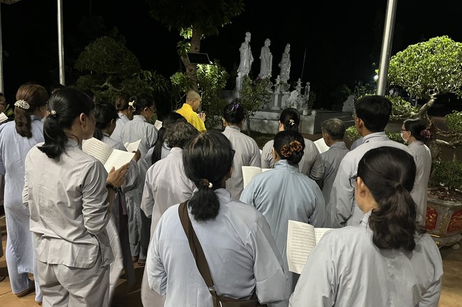 Repentant Ceremony on April 01st, Year of the Cat at Tam Phap pagoda, Binh Phuoc