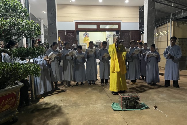 Repentant Ceremony on April 01st, Year of the Cat at Tam Phap pagoda, Binh Phuoc