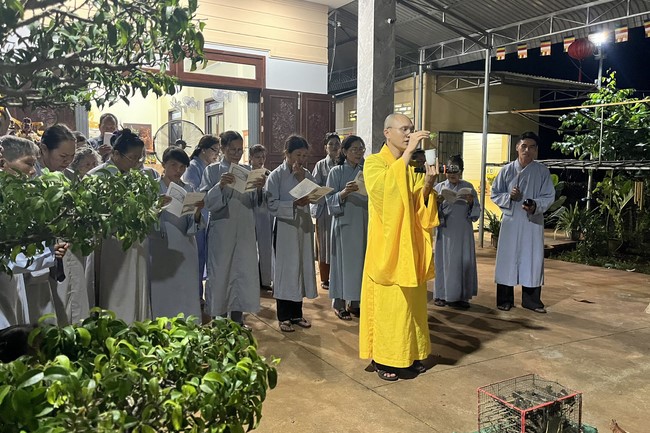 Repentant Ceremony on April 01st, Year of the Cat at Tam Phap pagoda, Binh Phuoc