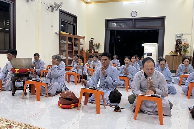 Repentant Ceremony on April 01st, Year of the Cat at Tam Phap pagoda, Binh Phuoc