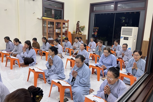 Repentant Ceremony on April 01st, Year of the Cat at Tam Phap pagoda, Binh Phuoc