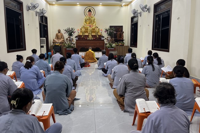 Repentant Ceremony on April 01st, Year of the Cat at Tam Phap pagoda, Binh Phuoc