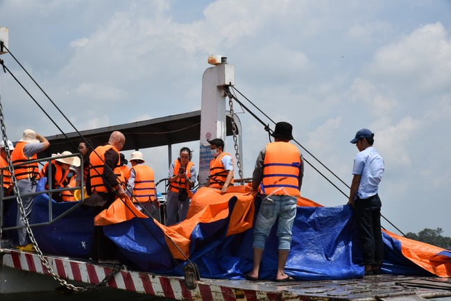 Phóng sanh mừng Đại lễ Phật đản