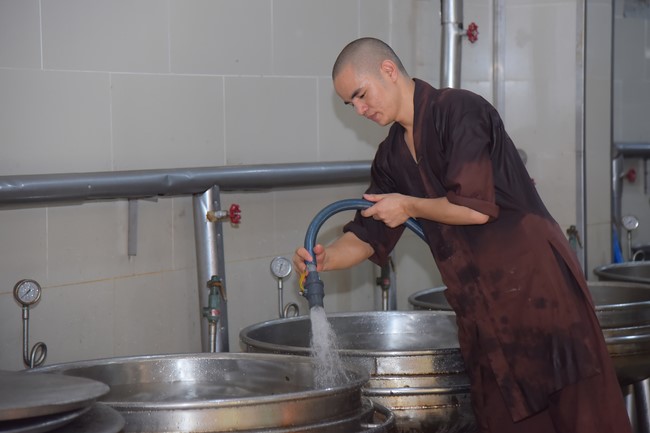 75th  Dharma Light Program