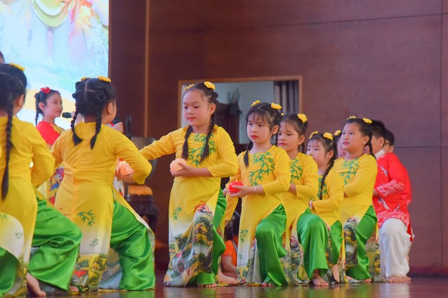 Sacred Vesak cultural and artistic Exchange