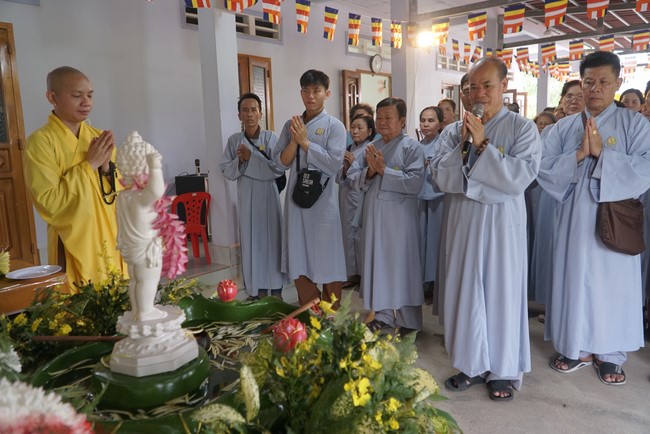 Buddha's Birthday Ceremony at Quang Phap pagoda, Tay Ninh