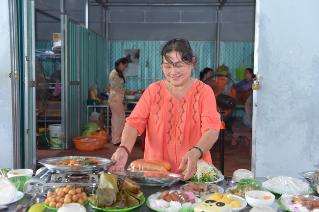 Buddha's Birthday Ceremony at Quang Phap pagoda, Tay Ninh
