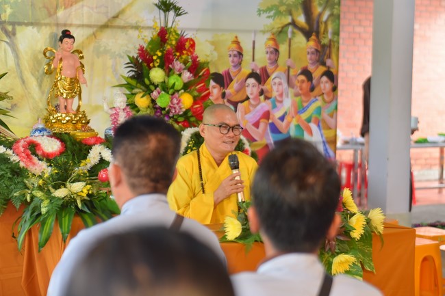 Buddha's Birthday Ceremony at Quang Phap pagoda, Tay Ninh