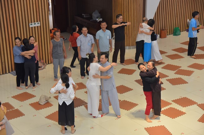 Community program Purification of body- mind, Guiding a healthy living method in accordance with the nature