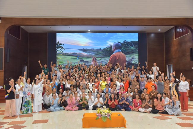 Community program Purification of body- mind, Guiding a healthy living method in accordance with the nature