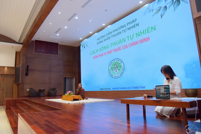 Community program Purification of body- mind, Guiding a healthy living method in accordance with the nature